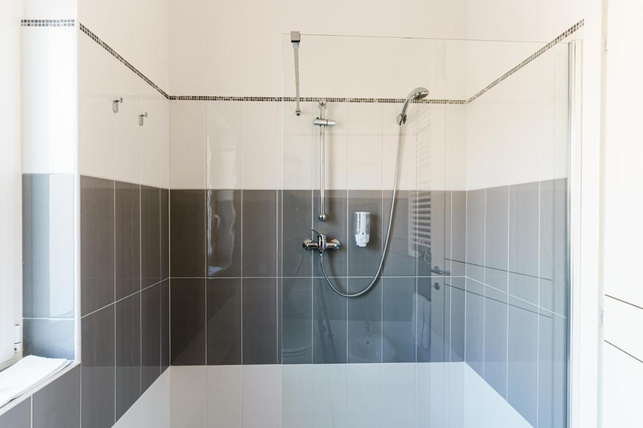 Aparthotel Le Marine Бишелье Экстерьер фото