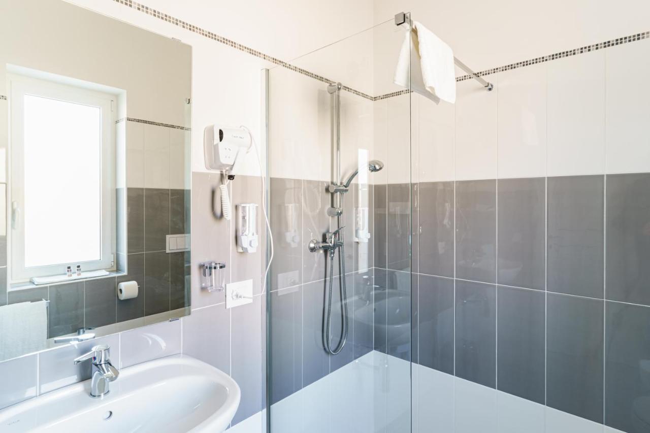 Aparthotel Le Marine Бишелье Экстерьер фото
