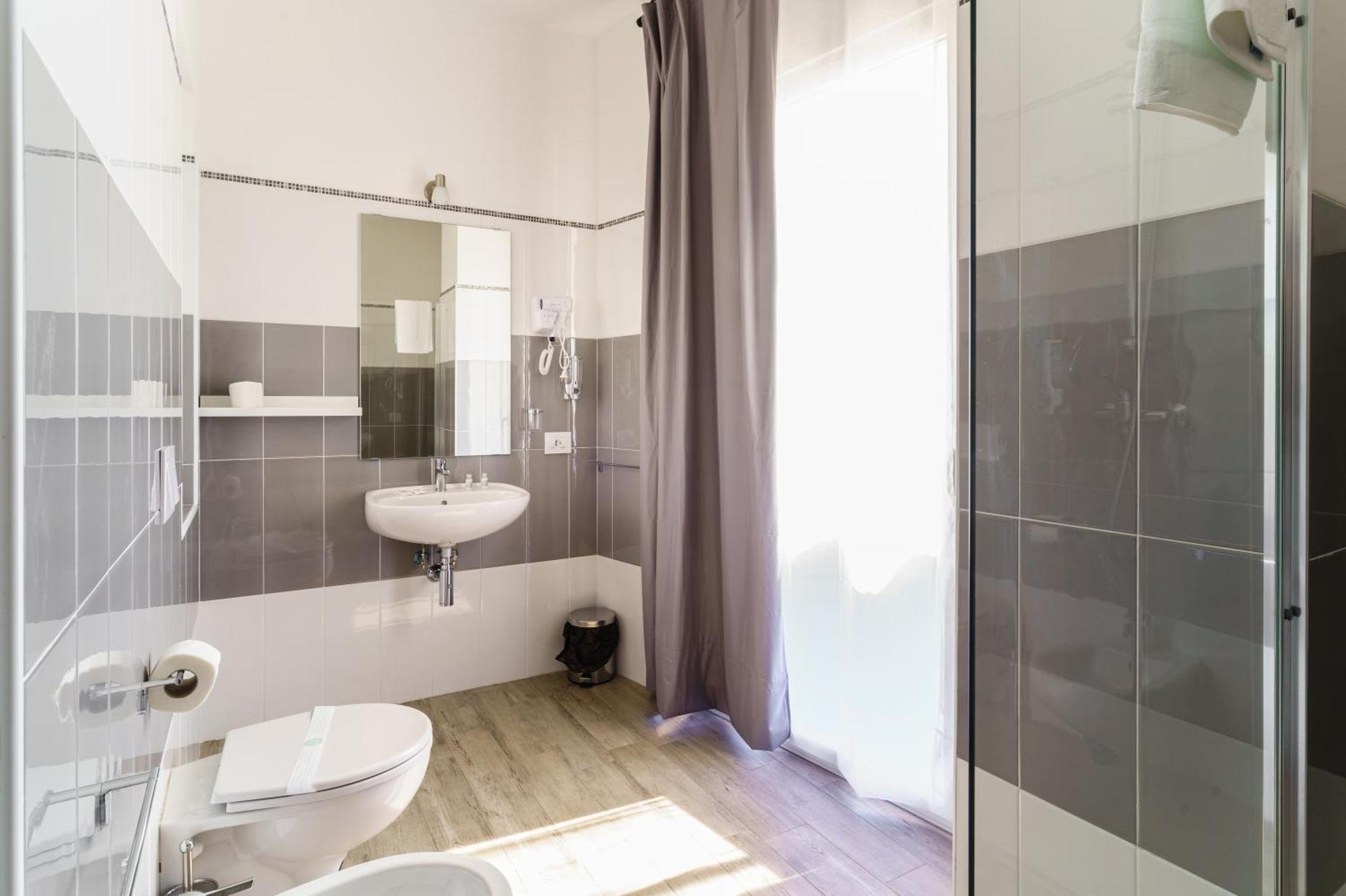 Aparthotel Le Marine Бишелье Экстерьер фото